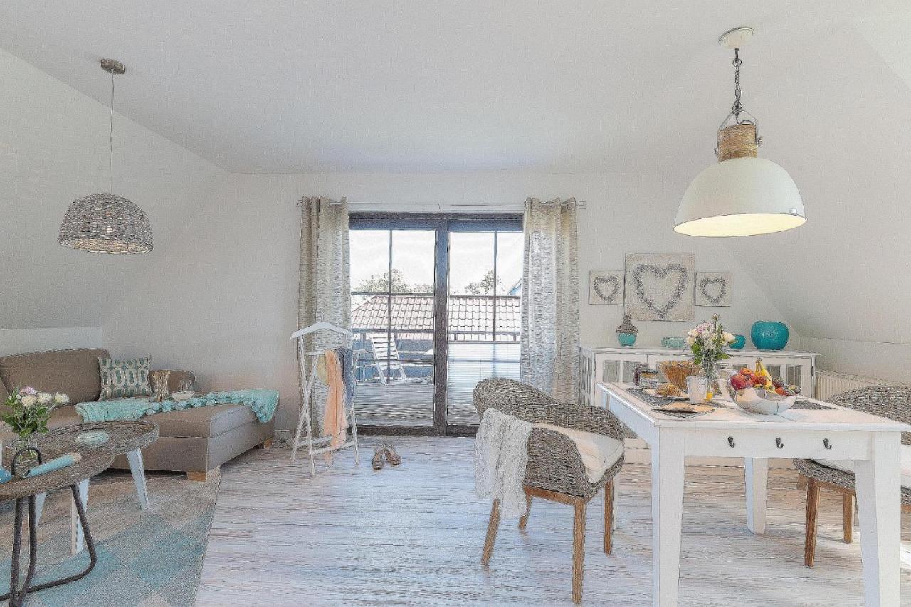Haus Am Strand Ferienwohnung Haus Am Strand 5 Zingst Exteriör bild